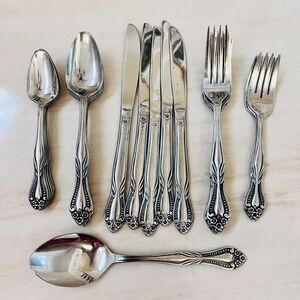 LIFETIME Pierrepont Stainless Flatware Set 26pc Korea Black Accent Floral